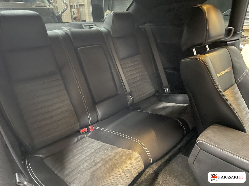 Dodge Challenger 2015 z aukcji japońskiej
