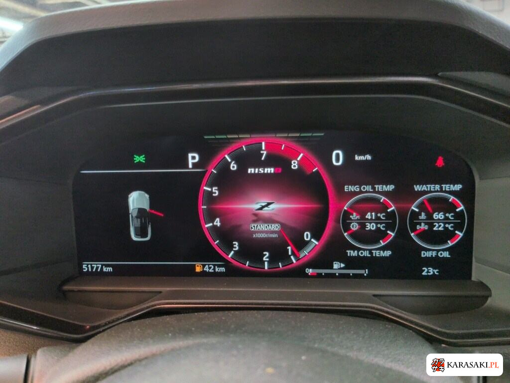 Nissan Fairlady Z 2025 z aukcji japońskiej