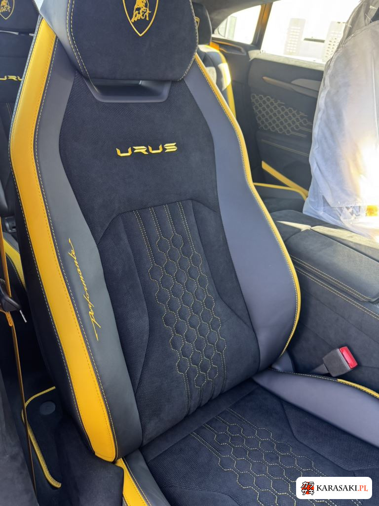 Lamborghini Urus 2025 z aukcji japońskiej