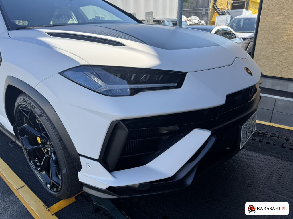 Lamborghini Urus 2025 z aukcji japońskiej