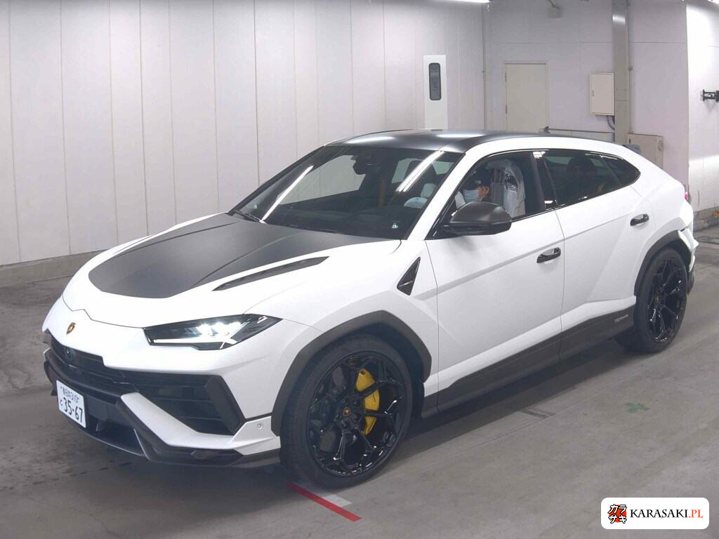 Lamborghini Urus 2025 z aukcji japońskiej