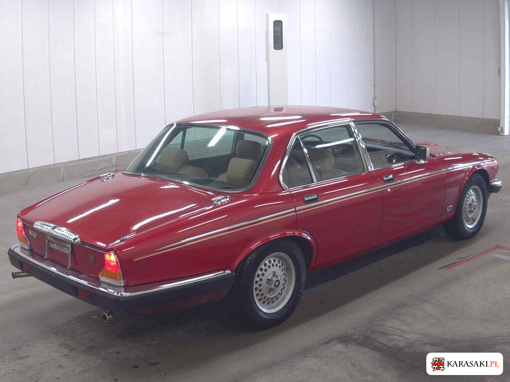 Daimler 1995 z aukcji japońskiej