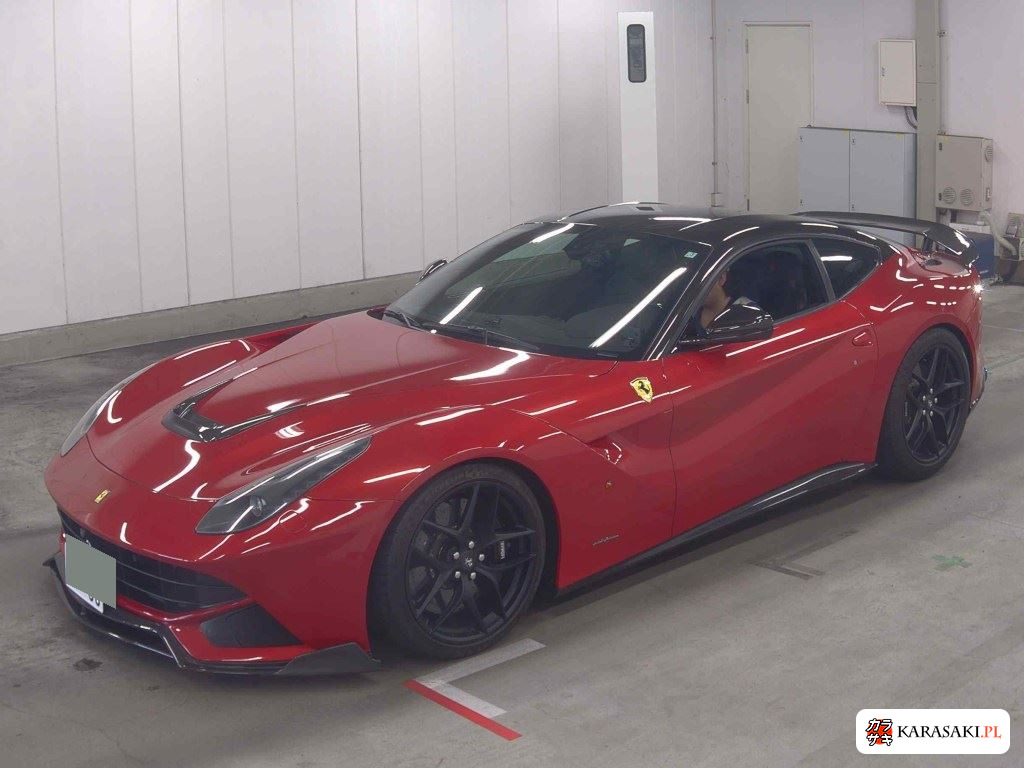 Ferrari F12 Berlinetta 2014 z aukcji japońskiej