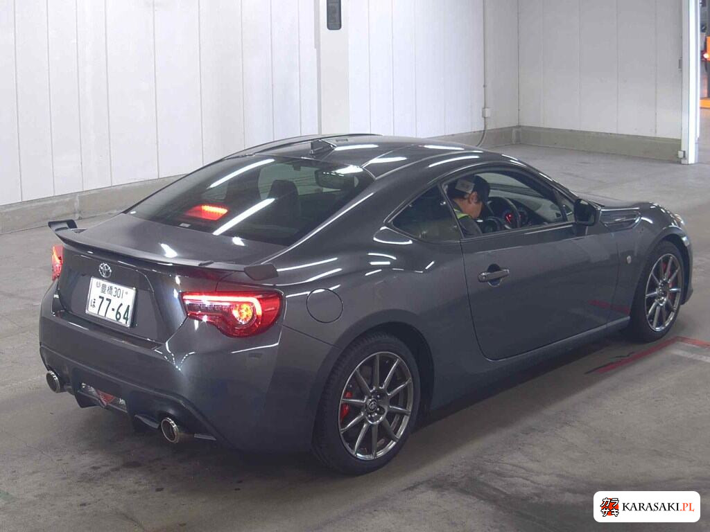 Toyota 86 2021 z aukcji japońskiej