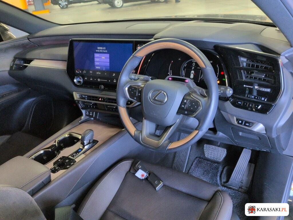 Lexus RX 2024 z aukcji japońskiej