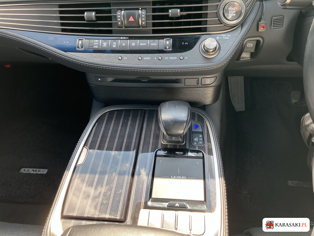 Lexus LS 2018 z aukcji japońskiej