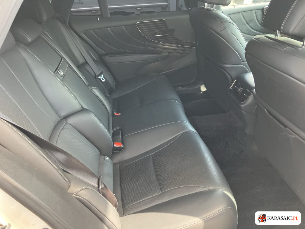 Lexus LS 2018 z aukcji japońskiej