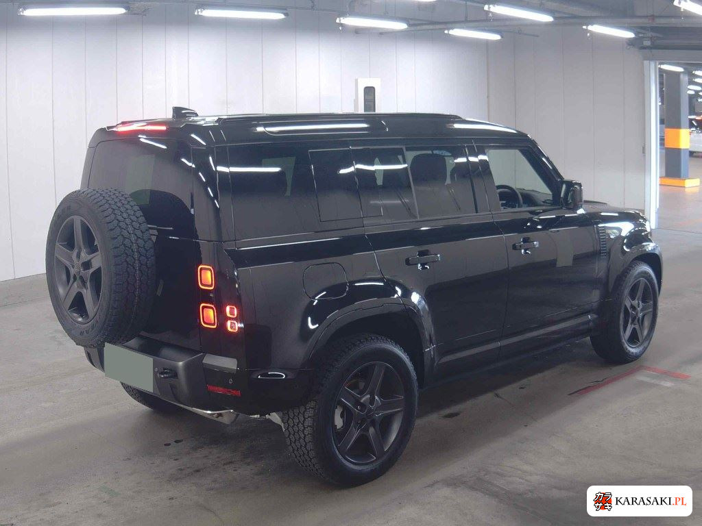 Land Rover Defender 2026 z aukcji japońskiej