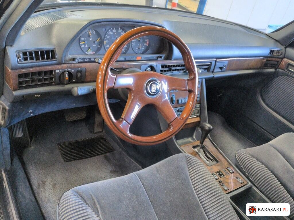Mercedes-Benz S-Class 1987 z aukcji japońskiej
