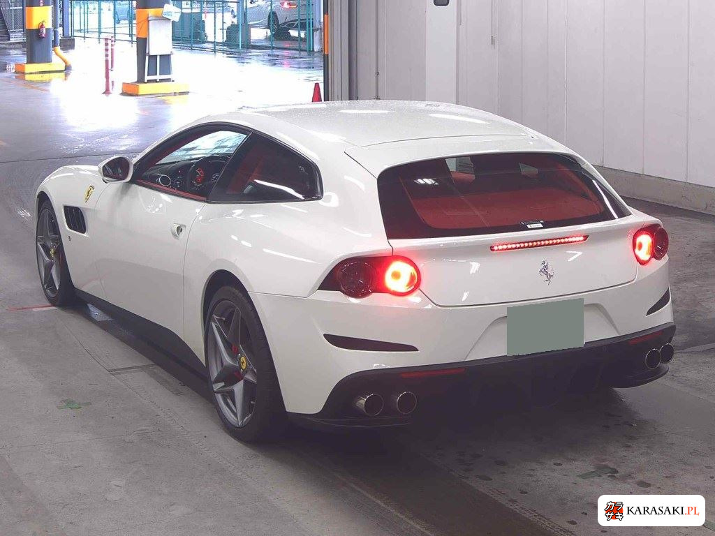 Ferrari GTC4 Lusso 2020 z aukcji japońskiej