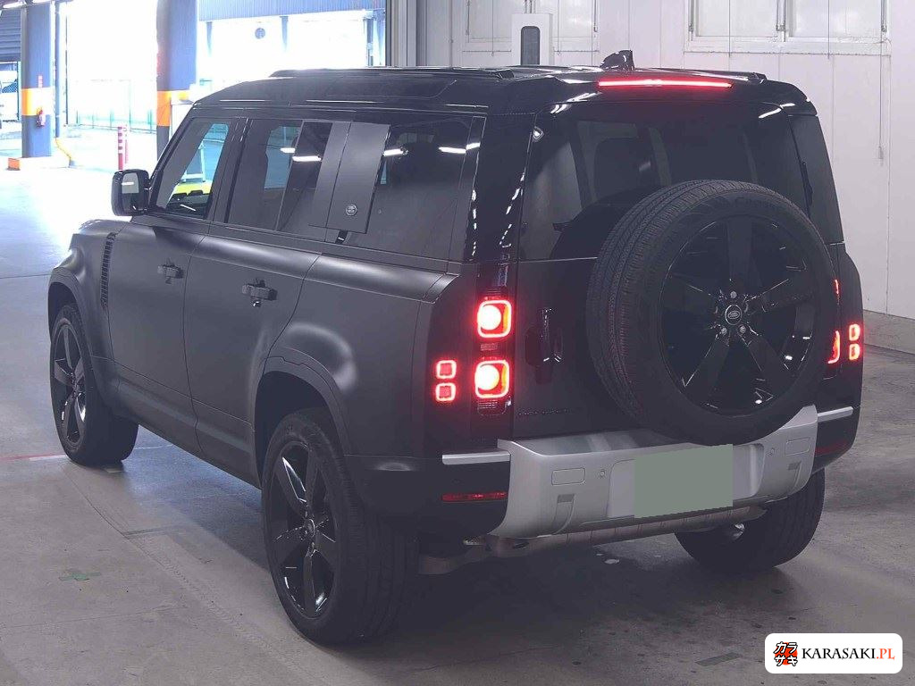 Land Rover Defender 2023 z aukcji japońskiej