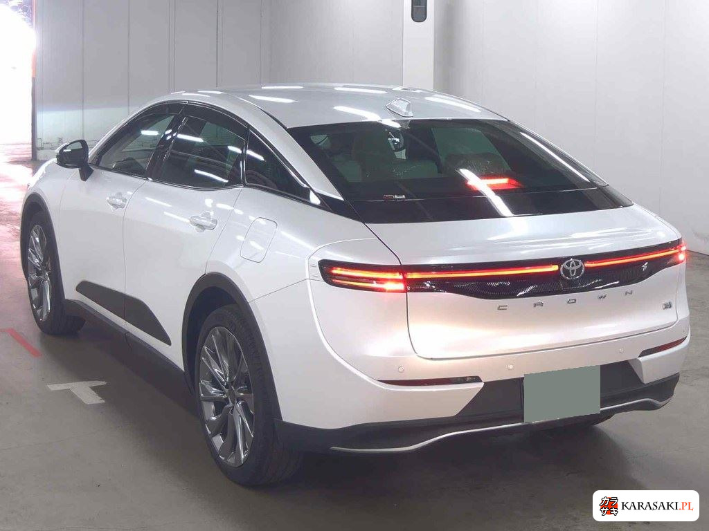 Toyota Crown Crossover 2024 z aukcji japońskiej