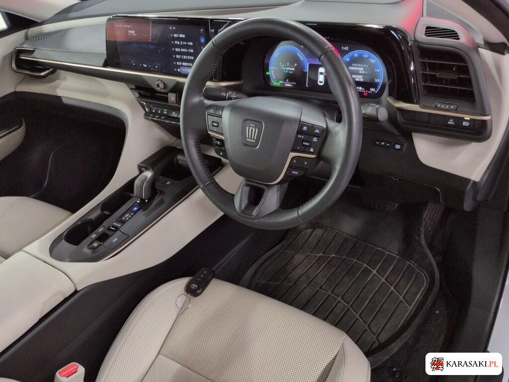 Toyota Crown Crossover 2024 z aukcji japońskiej