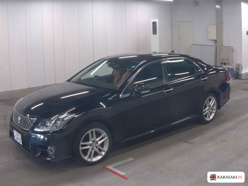 Toyota Crown 2010 z aukcji japońskiej