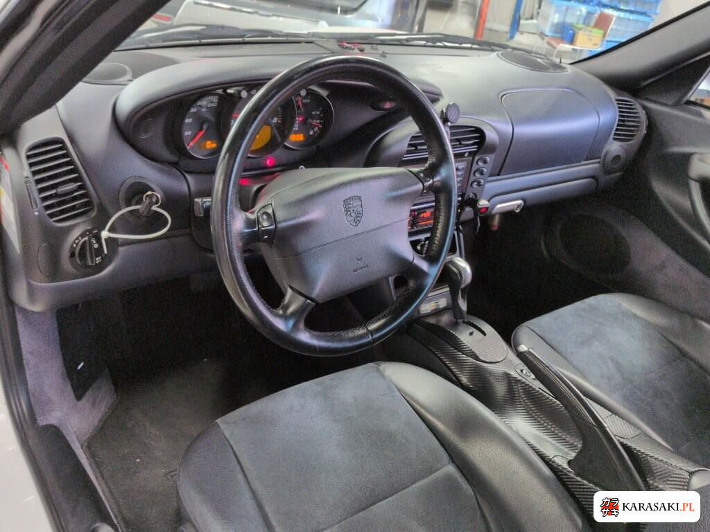 Porsche Boxster 2003 z aukcji japońskiej
