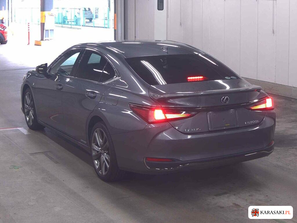 Lexus Es 2019 z aukcji japońskiej