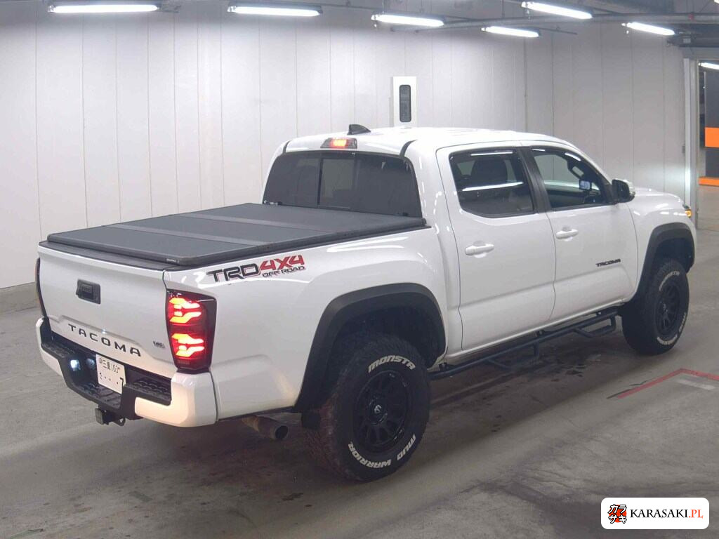 America Toyota Tacoma 2020 z aukcji japońskiej