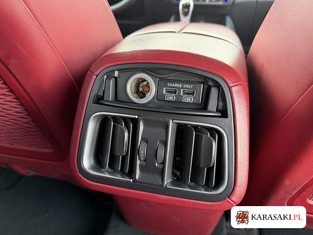 Maserati Levante 2018 z aukcji japońskiej