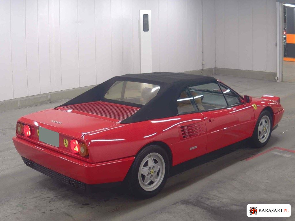 Ferrari Mondial 1994 z aukcji japońskiej