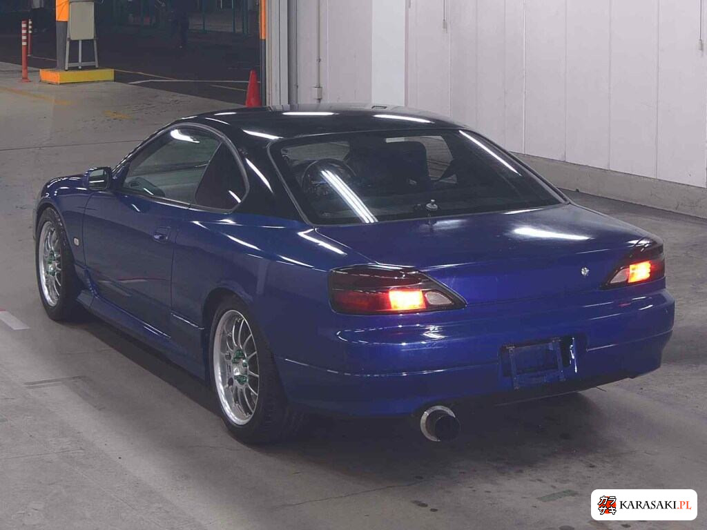 Nissan Silvia 2001 z aukcji japońskiej