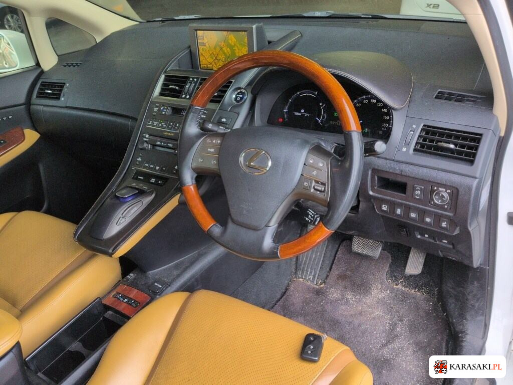 Lexus HS 2012 z aukcji japońskiej