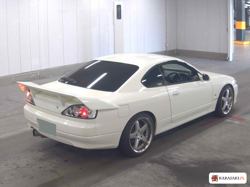 Nissan Silvia 2002 z aukcji japońskiej