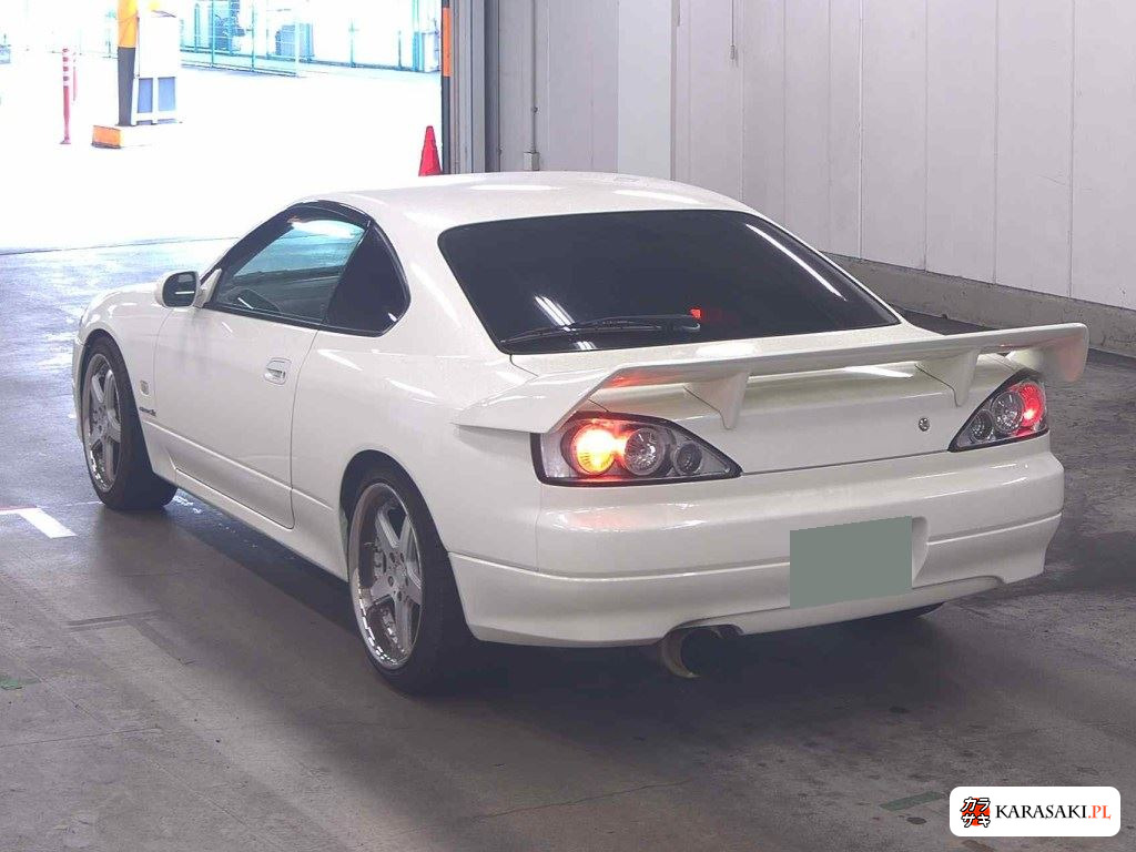 Nissan Silvia 2002 z aukcji japońskiej
