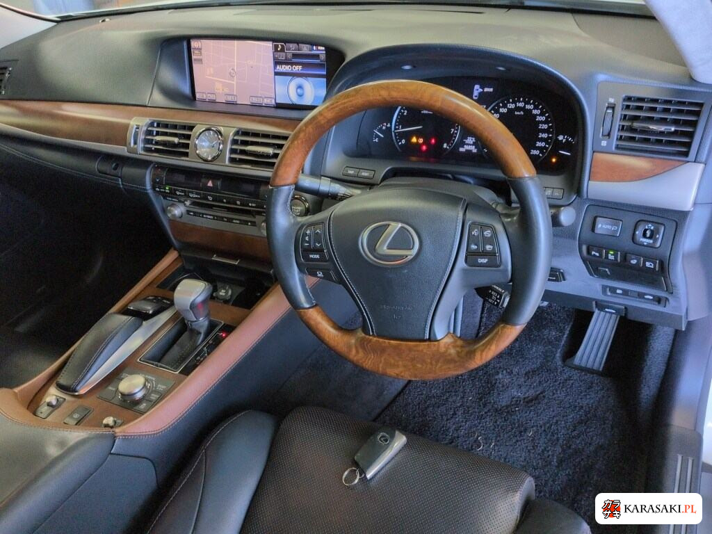 Lexus LS 2013 z aukcji japońskiej
