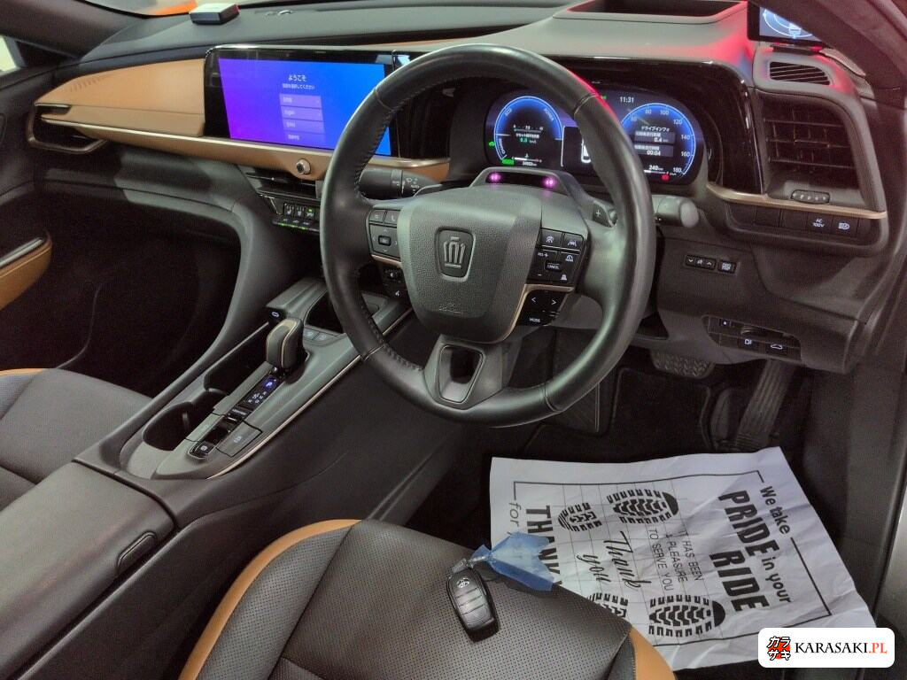 Toyota Crown Crossover 2023 z aukcji japońskiej