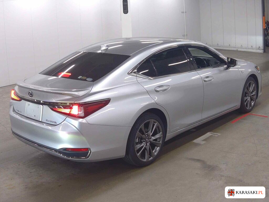 Lexus Es 2021 z aukcji japońskiej