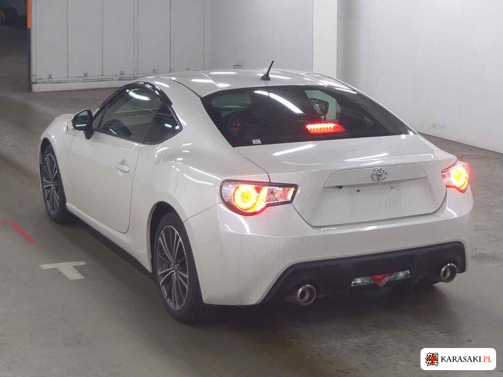 Toyota 86 2013 z aukcji japońskiej
