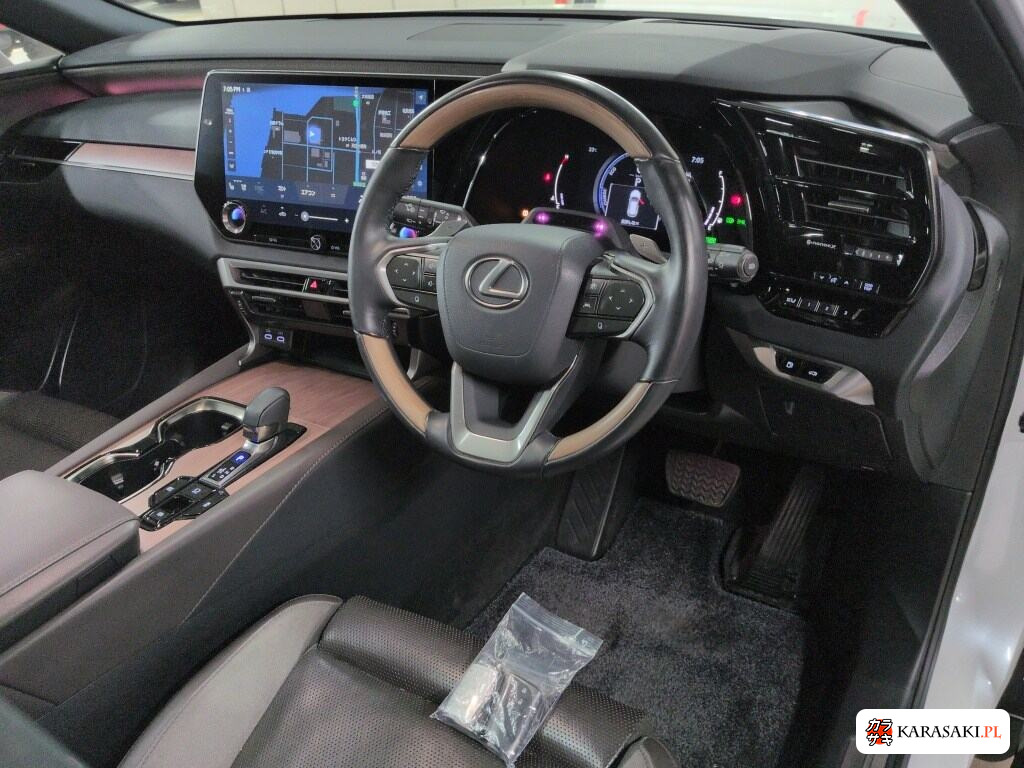 Lexus RX 2023 z aukcji japońskiej