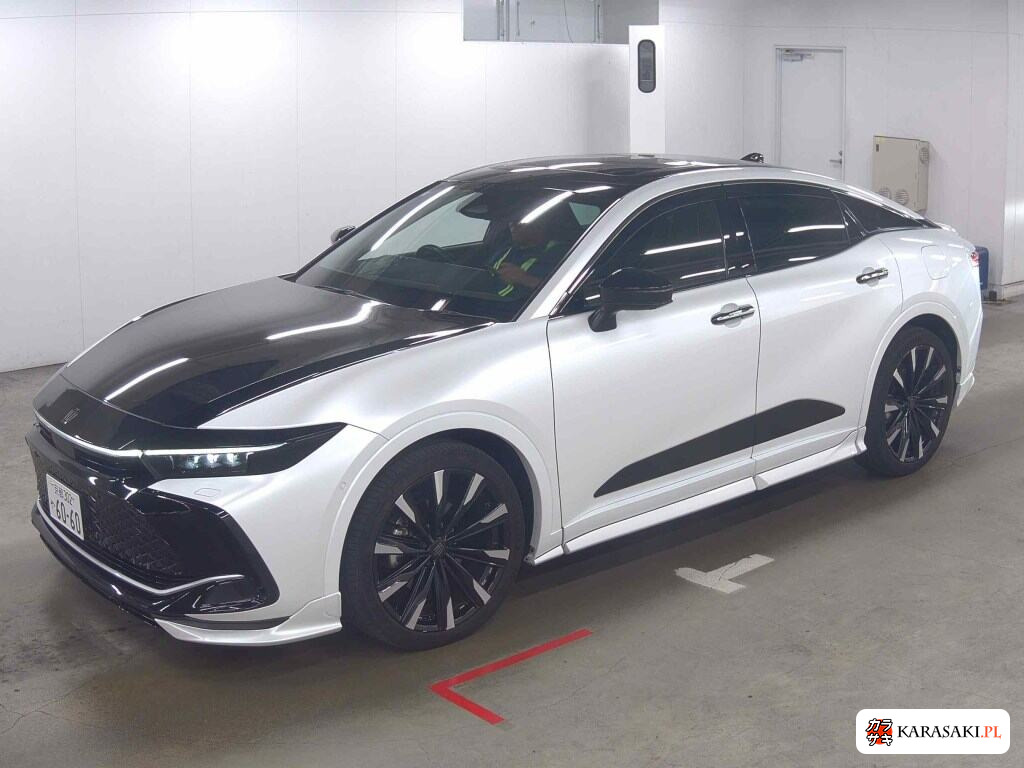 Toyota Crown Crossover 2023 z aukcji japońskiej