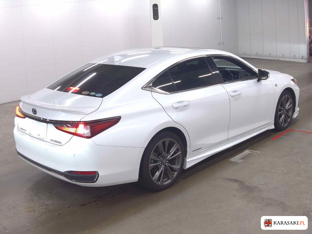 Lexus Es 2019 z aukcji japońskiej
