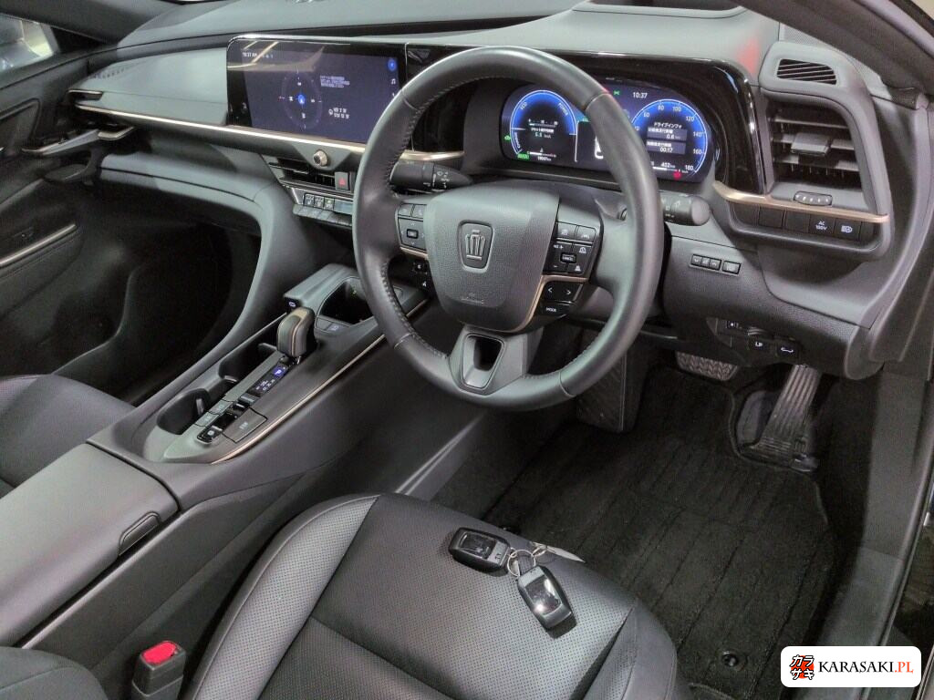 Toyota Crown Crossover 2023 z aukcji japońskiej