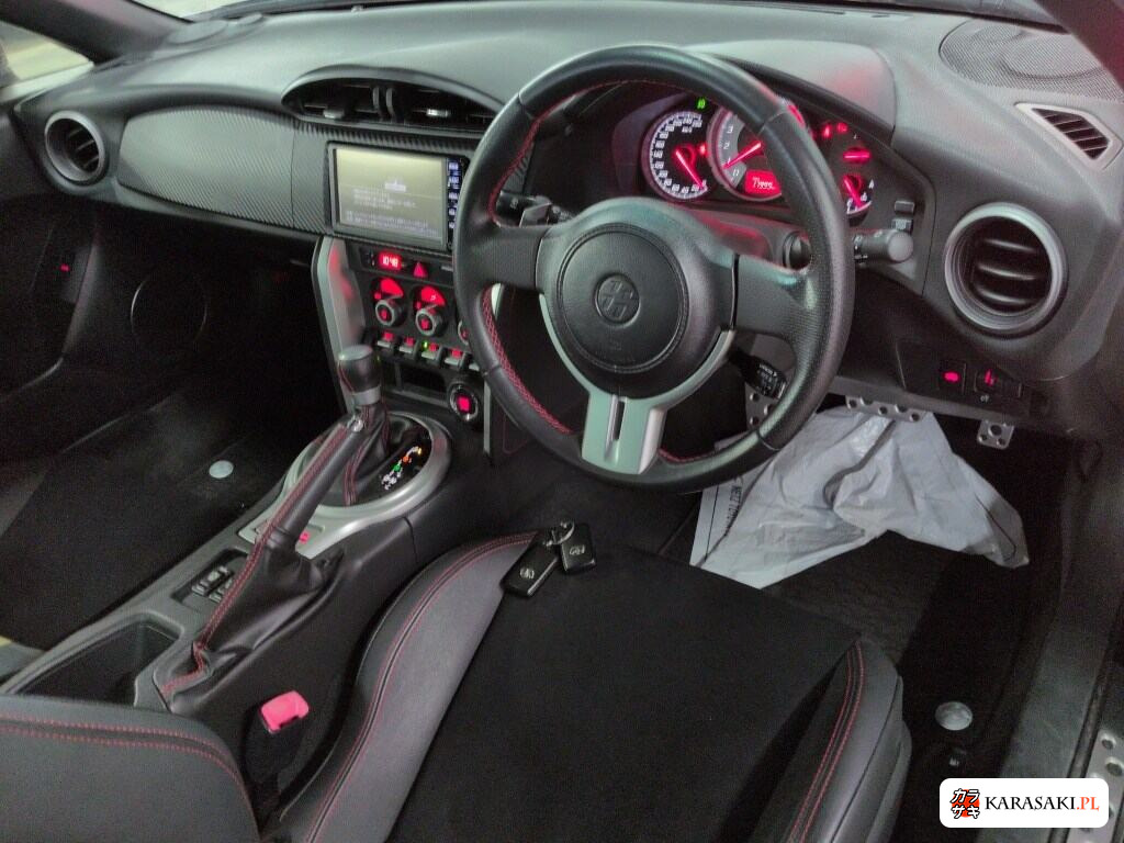 Toyota 86 2015 z aukcji japońskiej