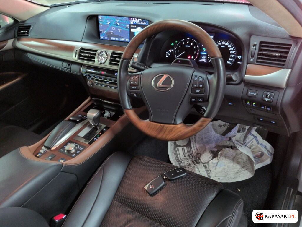 Lexus LS 2013 z aukcji japońskiej