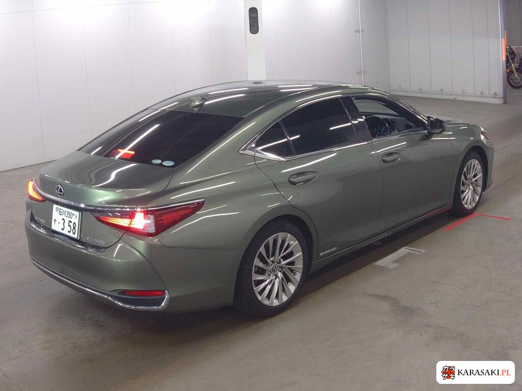 Lexus Es 2019 z aukcji japońskiej
