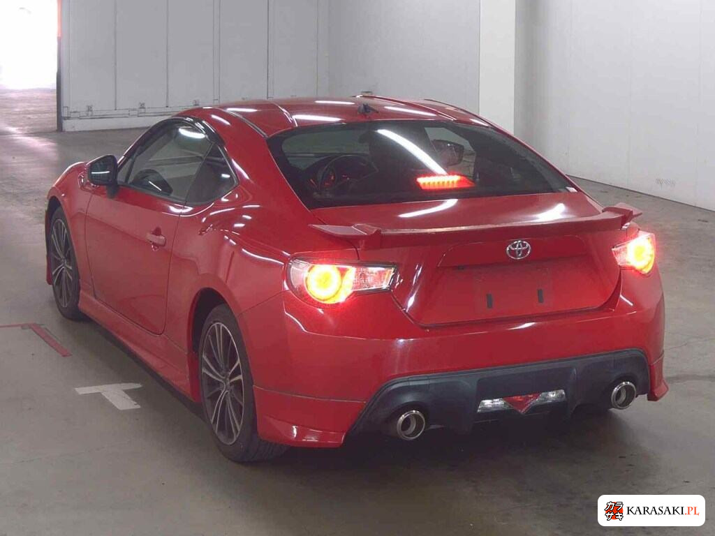 Toyota 86 2013 z aukcji japońskiej