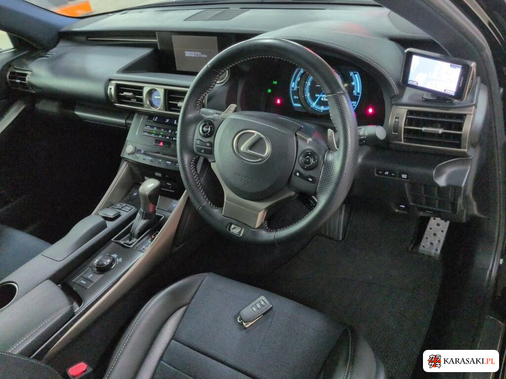 Lexus Is 2013 z aukcji japońskiej