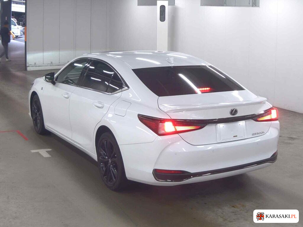 Lexus Es 2023 z aukcji japońskiej