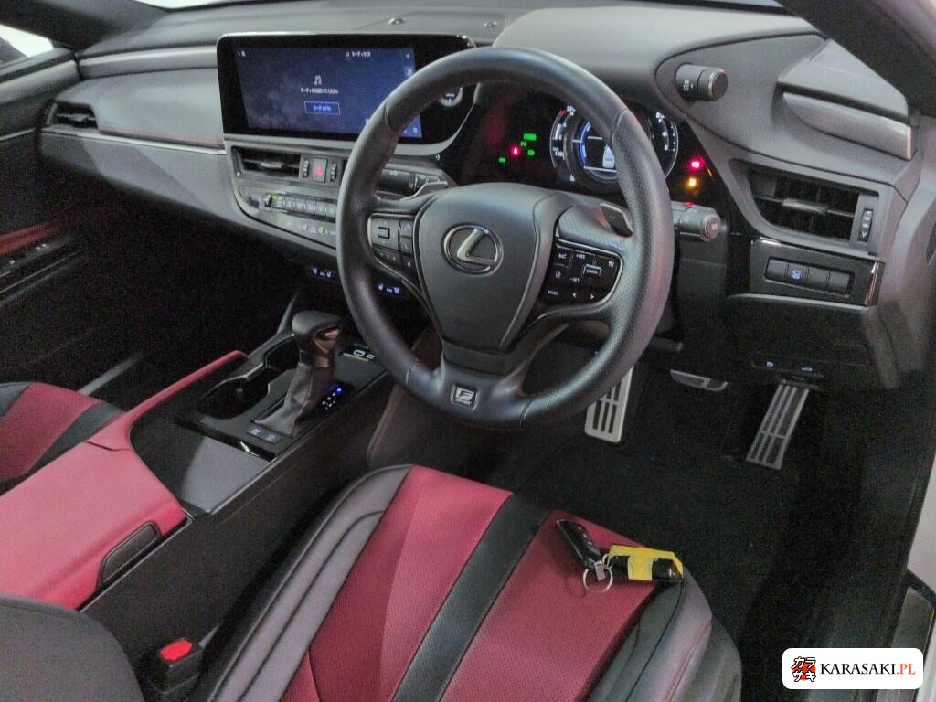 Lexus Es 2023 z aukcji japońskiej