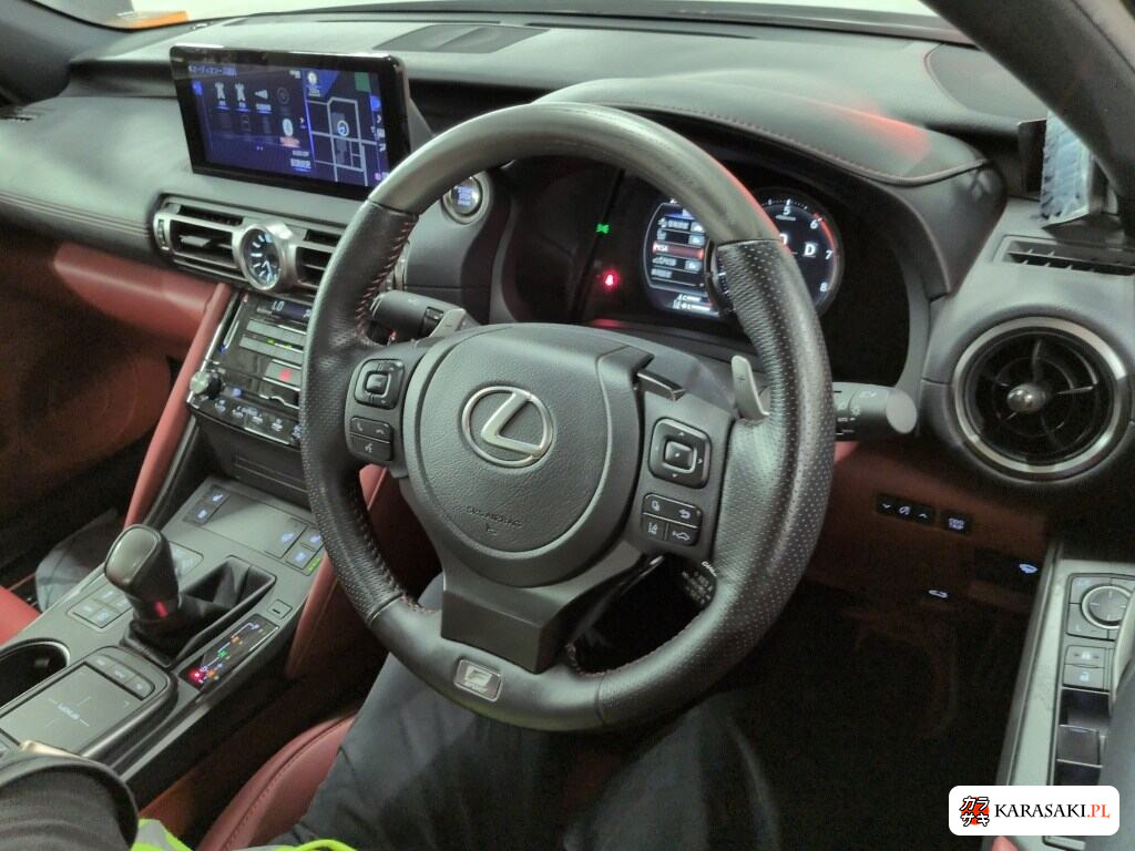 Lexus Is 2021 z aukcji japońskiej
