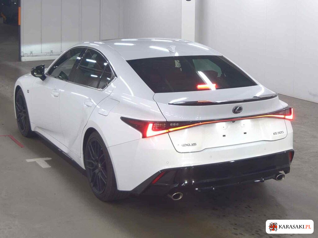 Lexus Is 2021 z aukcji japońskiej
