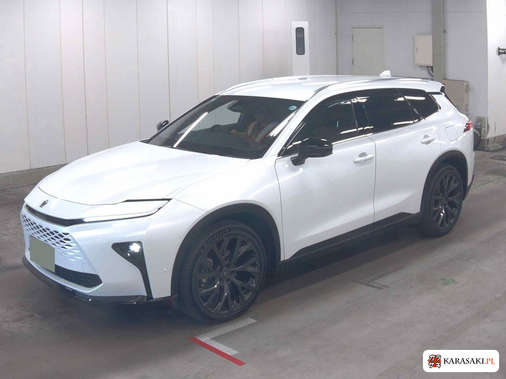 Toyota Crown Estate 2025 z aukcji japońskiej