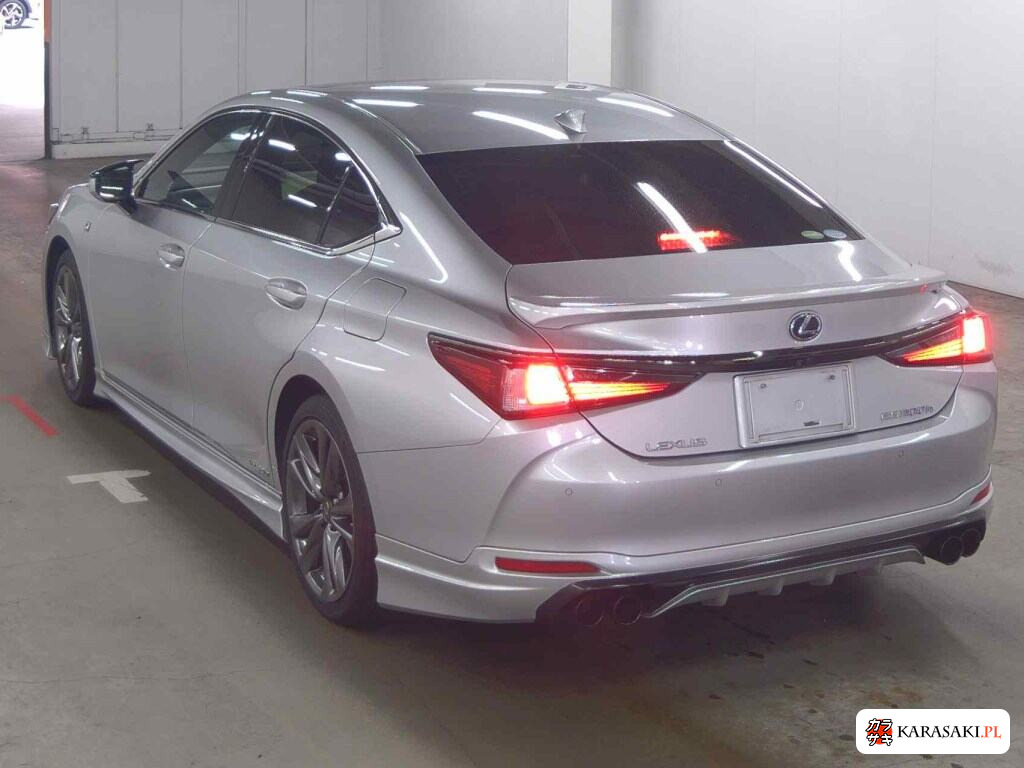 Lexus Es 2019 z aukcji japońskiej