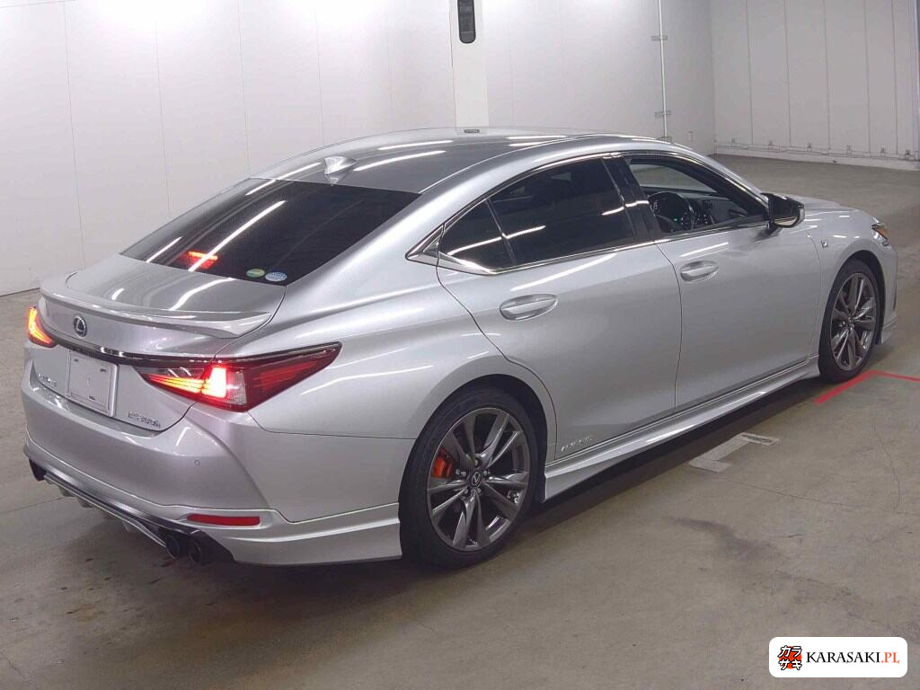 Lexus Es 2019 z aukcji japońskiej