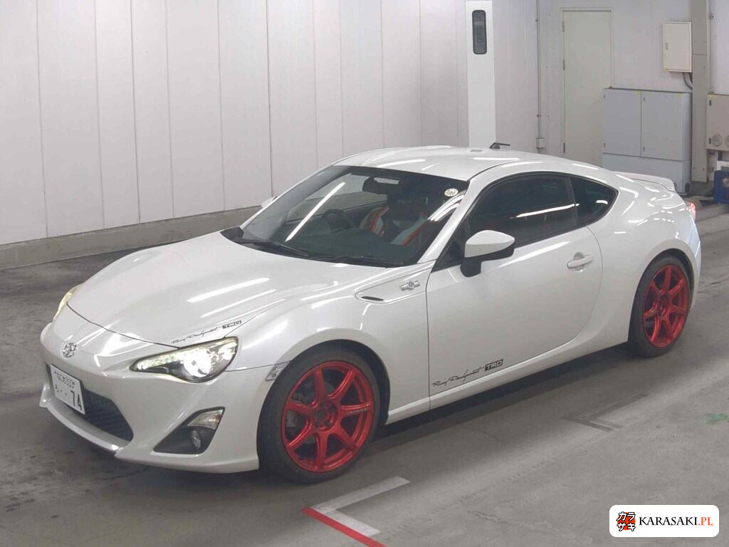 Toyota 86 2012 z aukcji japońskiej