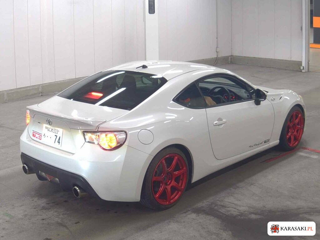 Toyota 86 2012 z aukcji japońskiej