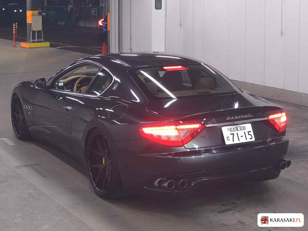 Maserati Granturismo 2008 z aukcji japońskiej
